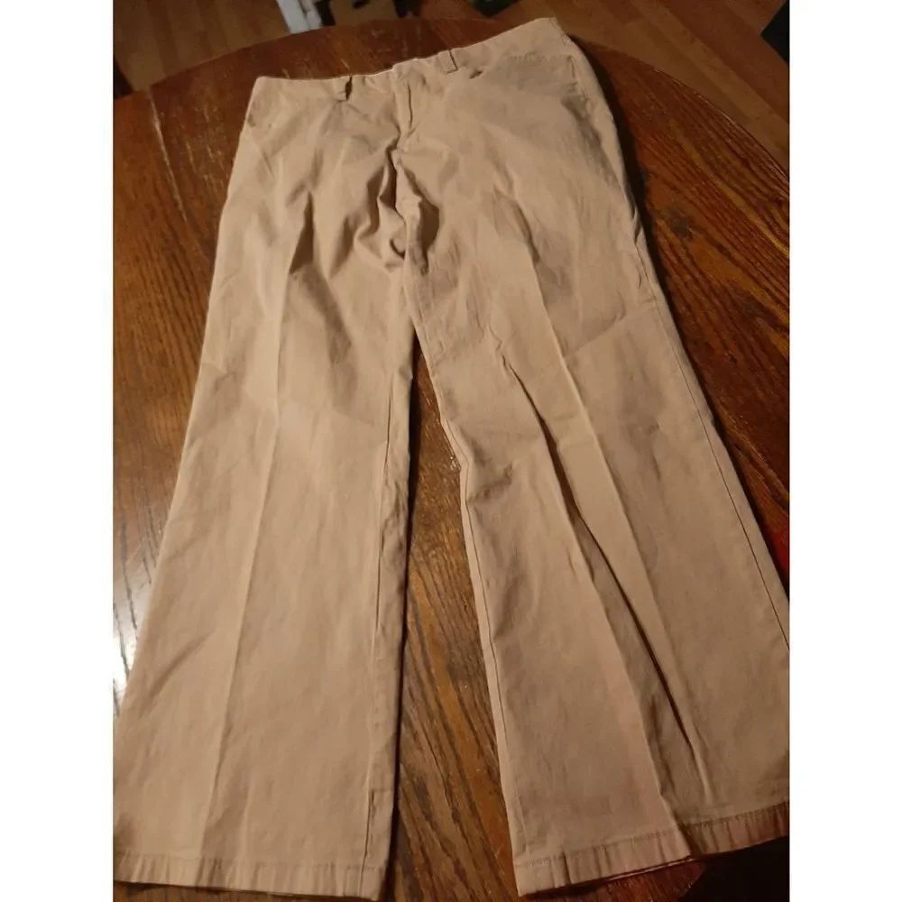 Size 6 Magellan Outdoors Khaki Tan Pants with Pockets and Belt Loops Mid Rise